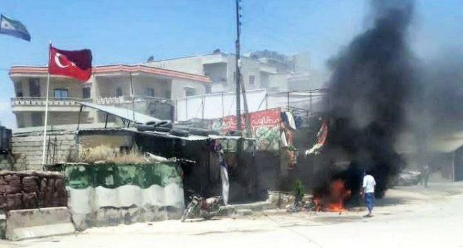 انفجار عفرين امام مقر الكومندس التركي