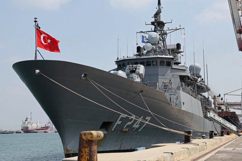 سفينة حربية تركية ترسو في إسرائيل