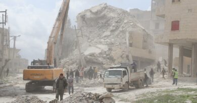 حواجز الحكومة السورية تتسبب بتأخر هدم المباني الآيلة للسقوط في حلب