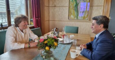 النرويج: ممثل الإدارة الذاتية في أوروبا يلتقي عمدة أوسلو