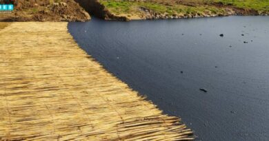 نتيجة القصف التركي.. البيئة للجزيرة توضح أسباب حدوث التسرب النفطي في مجرى مياه نهر جقجق