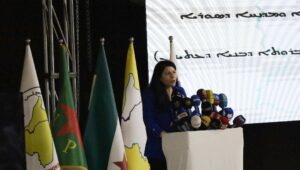 ليلى قره مان: سوريا بحاجة إلى مشروع ديمقراطي جامع يضمن الشراكة والمساواة