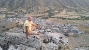 ضفاف الذاكرة والحنين… ثلاثية قرية الشيخ حسن