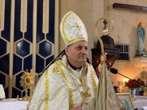 رجل دين مسيحي: الوجود المسيحي في سوريا “يموت ببطء”