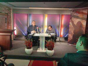 مراسيم تعريف كتاب “مؤتمرات المعارضة العراقية وخطاب مام جلال الوحدوي – مؤتمر لندن أنموذجًا” في أربيل