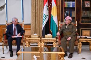 الزعيم الكردي مسعود بارزاني يبحث مع الهيئة الرئاسية للمجلس الوطني الكردي في سوريا تطورات الأوضاع السياسية