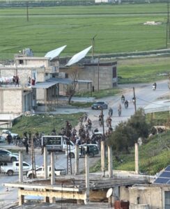 photo_5927248550490213592_y