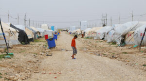 مسؤولون ومختصون: 400 ألف نازح في دهوك يرهقون الاقتصاد والخدمات في الإقليم