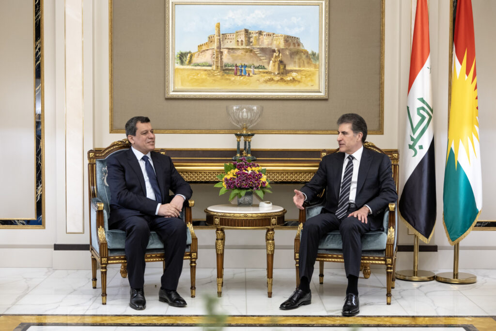 نيجيرفان بارزاني ومظلوم عبدي يؤكدان أهمية الحوار الكوردي والحفاظ على استقرار سوريا