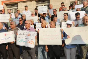 احتجاجات في قامشلو والحسكة وتل تمر بسبب الأوضاع المعيشية وأزمة المحروقات