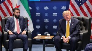 ترامب “قد” يرفع اسم سوريا من قائمة الدول الراعية للإرهاب ويتحدث عن دورها في مواجهة حزب الله