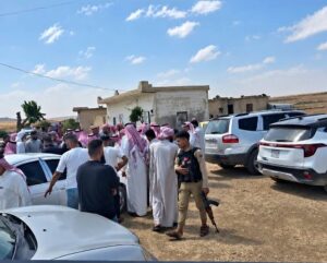 توتر في أبو القدور بريف حماة على خلفية خلاف حول أرض واتهامات لشقيق أبو عمشة بالاستيلاء عليها