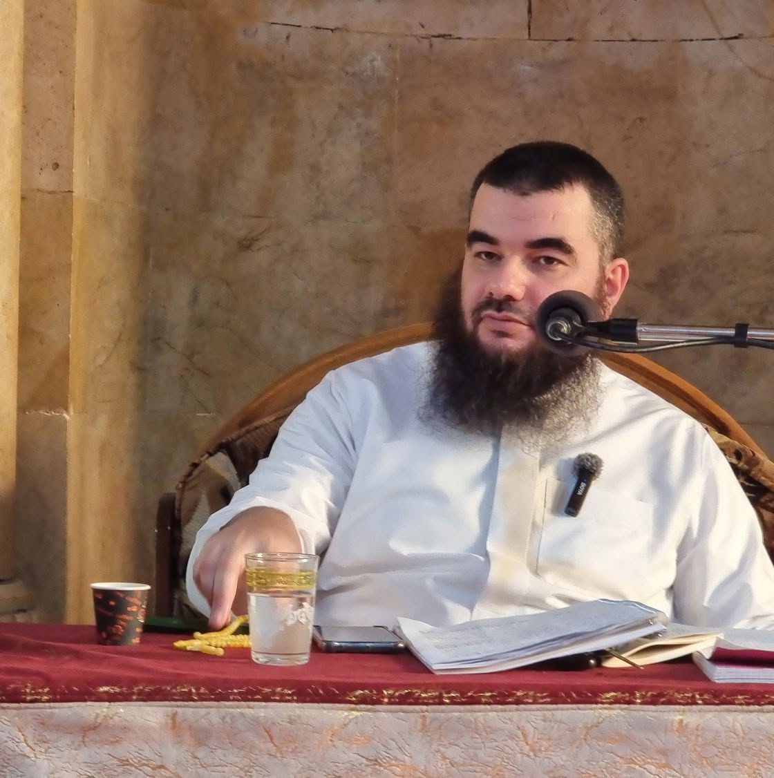 داعية سلفي يدعو إلى تفعيل «الأمر بالمعروف والنهي عن المنكر» في سوريا