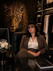 من يحكم الشاشة؟.. الوجه الخفي للسياسة الجديدة
