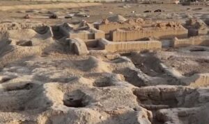 النبش والتخريب يثيران الاستياء حول مصير مدينة ماري الأثرية
