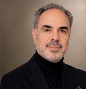 النافذة إلى الغياب